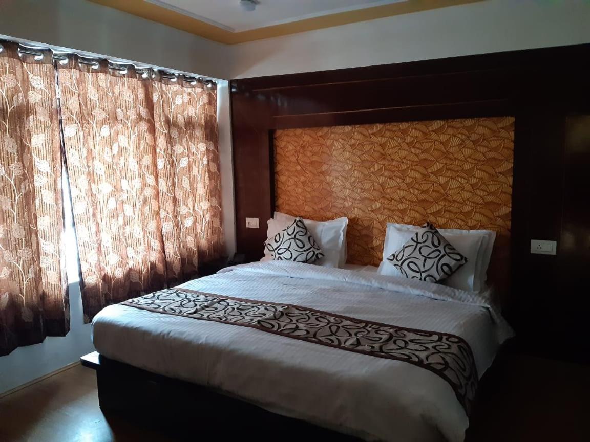 Hotel D Indian Каргил Екстериор снимка